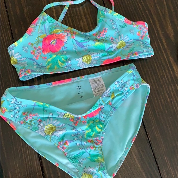 Girls bathing suits - Picture 2 of 5